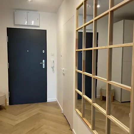 Okopowa 208 Z Garazem Kolobřeh